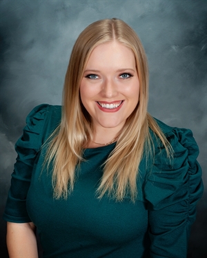 Mariah Minder, MD-preferred-web.jpg